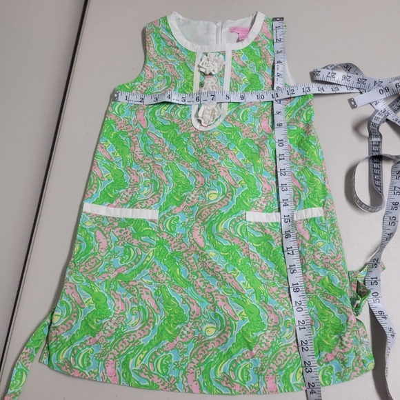 Lilly Pulitzer Green and Pink Sleeveless Girls Dress. - Picture 11 of 12